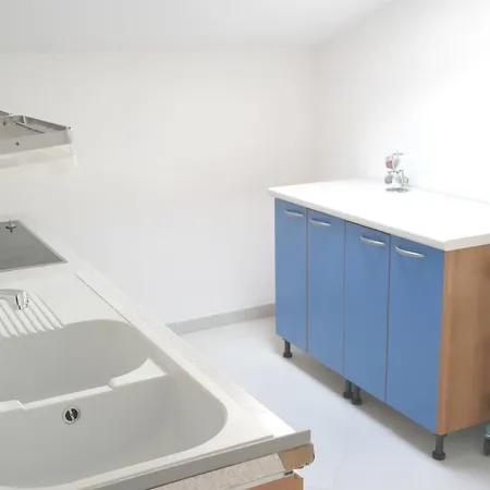 Ξενοδοχείο με διαμερίσματα Reale Porto Azzurro