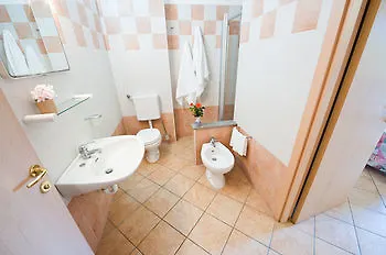 Reale Ξενοδοχείο με διαμερίσματα Porto Azzurro